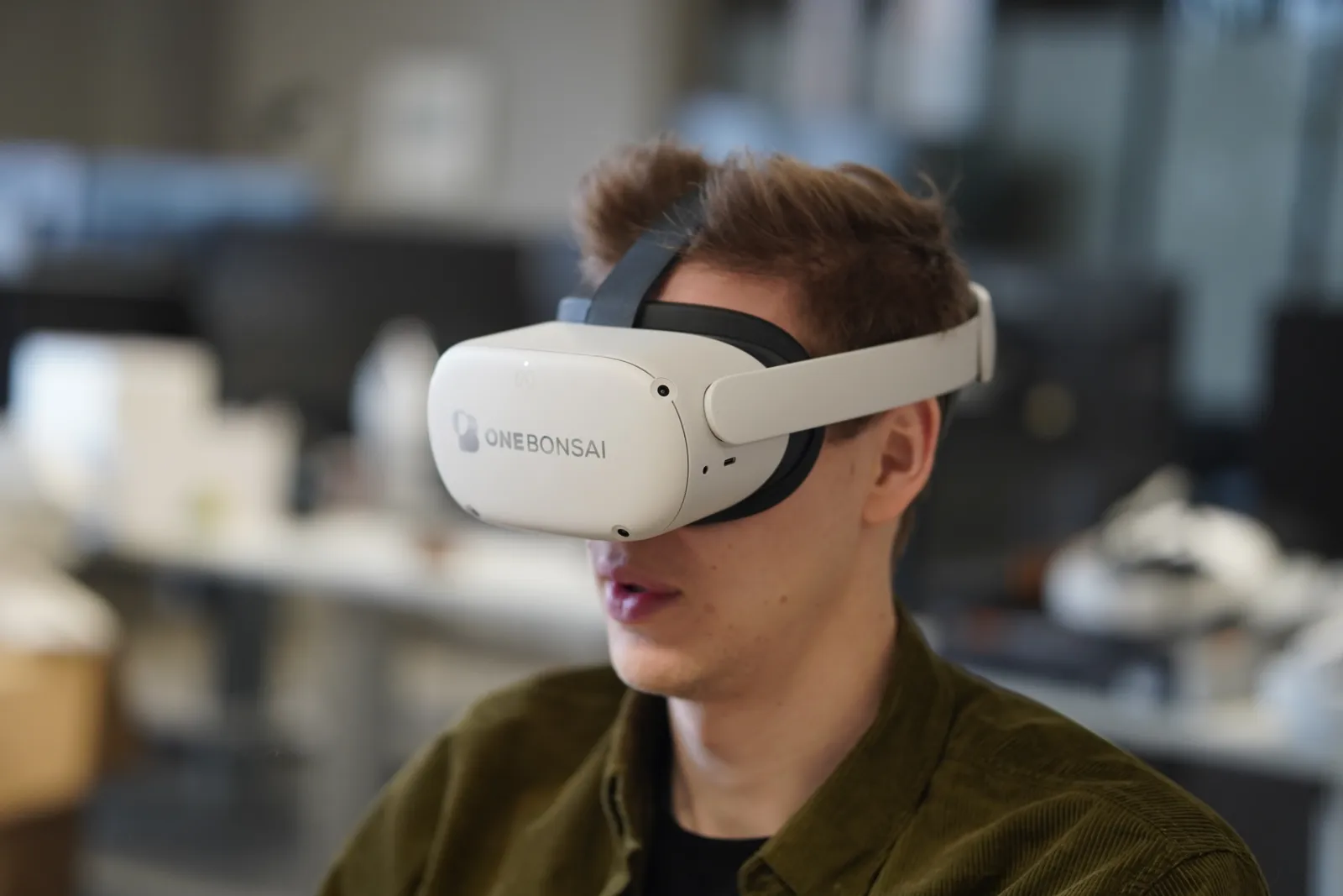 A trainee wearing a OneBonsai VR headset during a custom simulation